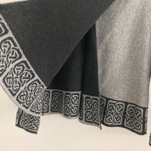 Betty Betty Wool Blend Gray Sweater Poncho Minimalist Church Office Large - Picture 6 of 10